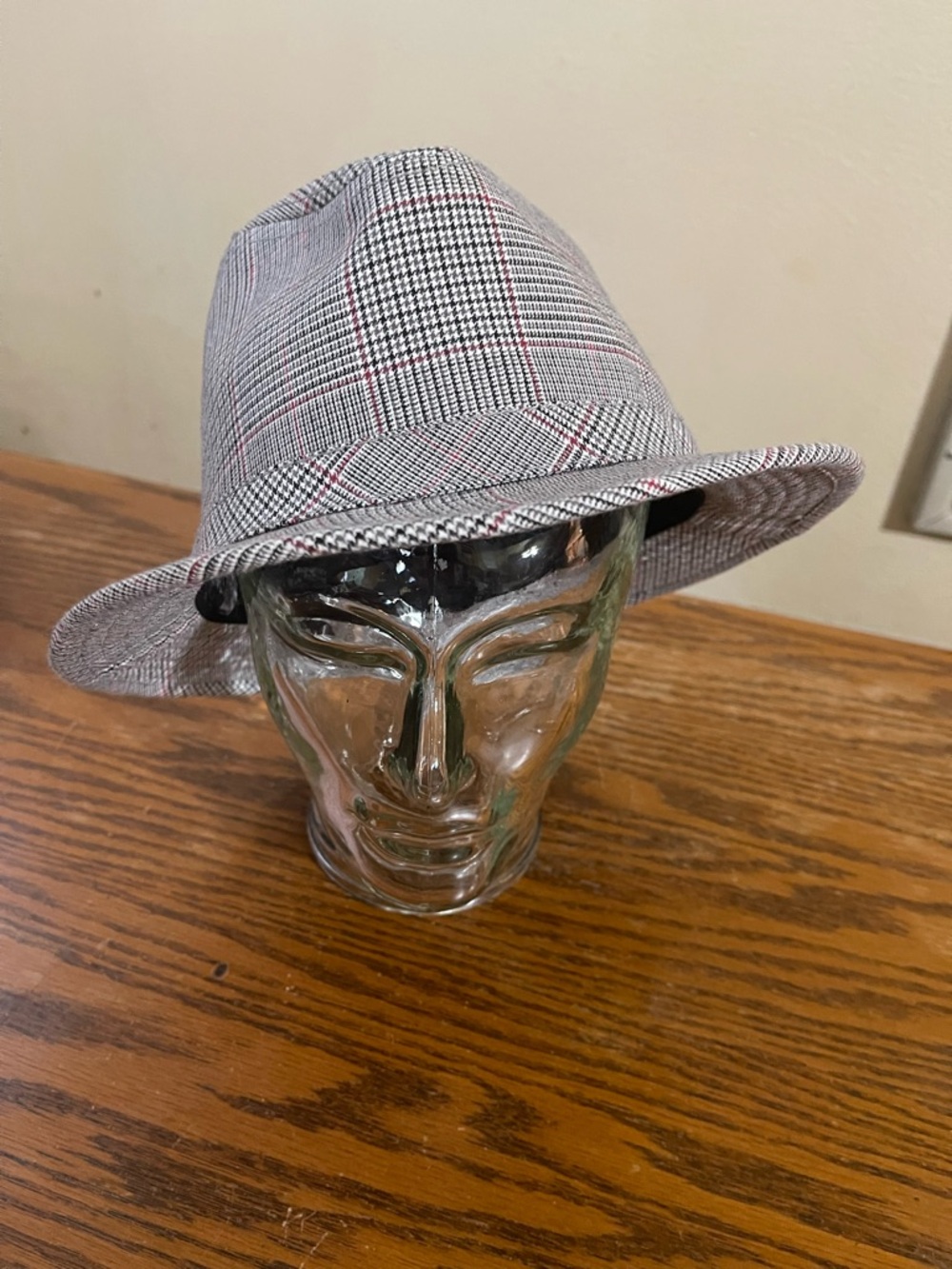 Classic Glen Plaid Fedora Hat - Gray with Subtle Red Accents S/M